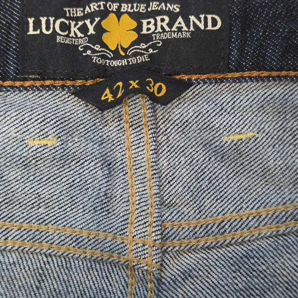 Lucky Brand Classic Straight Jeans Mens 42x30 Blue Denim Stretch Dark Wash